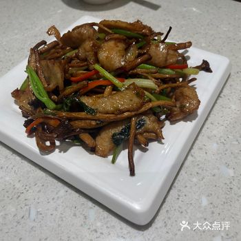 终于吃了每次人超多的茶餐厅
