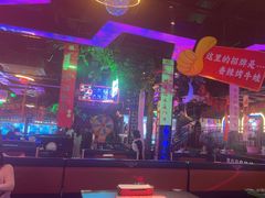 -路边边.炒菜烧烤.音乐餐厅(良乡长虹店)