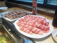 -颐辰舍岁岁羊(文昌万达景园店)