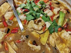 -蔼若春.传承三十年云南菜(金碧公园店)