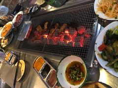 -马路牙子烧烤音乐酒馆(望京店)