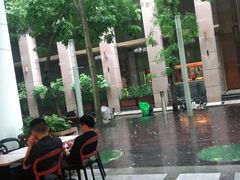 -麦当劳(华融店)