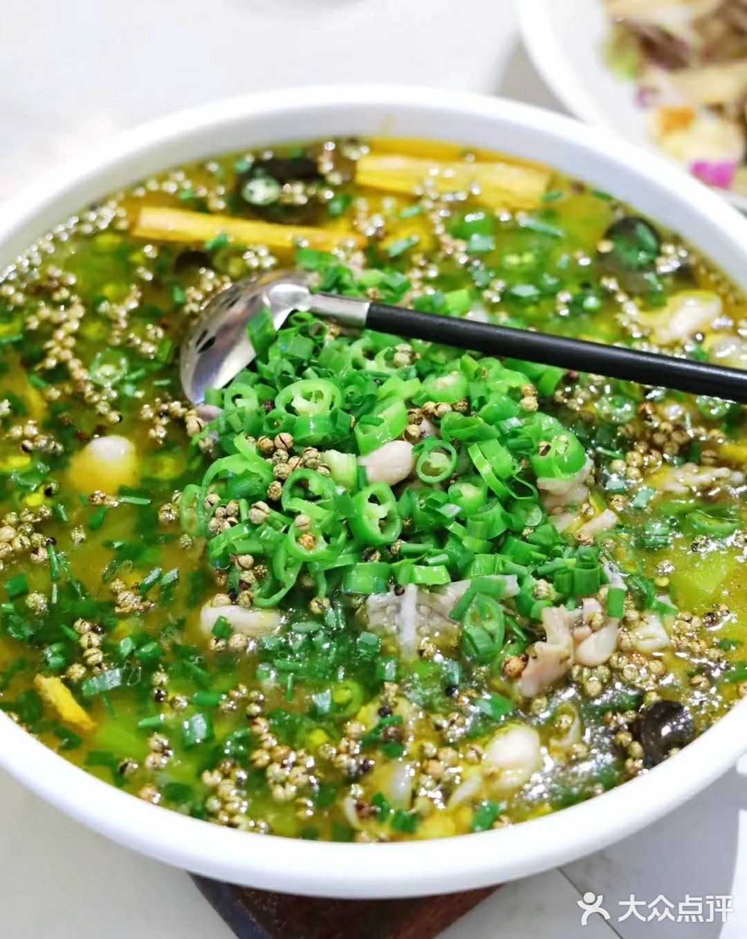 一家有情调的餐厅海派融合餐厅——蓝村茉莉