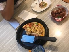-必胜客(武汉欢乐谷店)