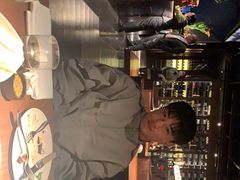 -FEELINGS(亚新广场店)