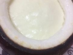 -志龙皇冠吃货椰子铺