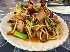 折耳根炒腊肉-仁和人家