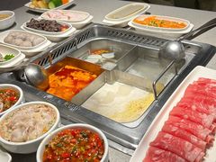 -海底捞火锅(新松江路店)