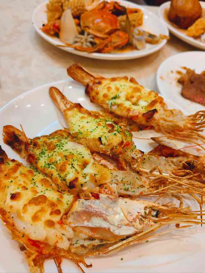 芭菲盛宴环球美食袁家岗店