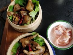 -王婆乔鲜鱼自助火锅(蜀汉路店)