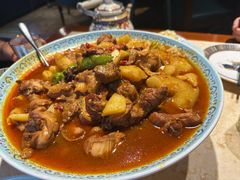 新疆大盘鸡-品质伊骊新疆菜(紫金店)