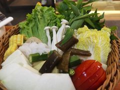 -樾餐厅泰式海鲜火锅(民歌湖店)