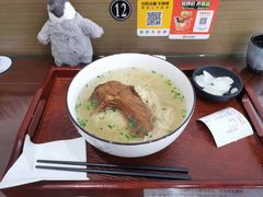 -百年老字号·观振兴蟹黄面·三虾面·苏式面(观前街富仁坊巷店)