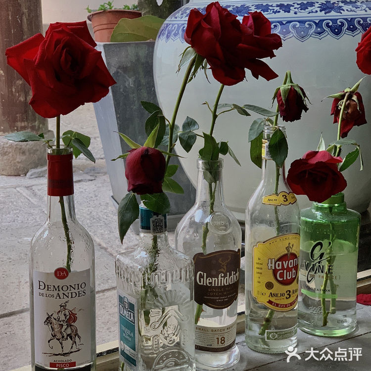 杭州探店｜小京都和老北京结合的咖啡bar