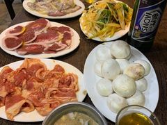 -韩风烤牛肉冷面店