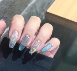 -悦指间美甲美睫