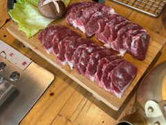 -河坝烧烤串城(虹桥中心店)