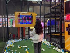 -嗨翻Hi-Fun竞技主题乐园·蹦床亲子生日轰趴(国光1937店)