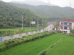 -仙山谷激浪漂流