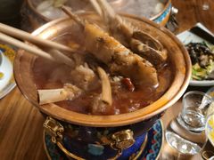 -毛辣果·贵州红酸汤牛肉火锅(西单店)