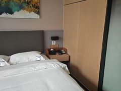 -凯亚斯顿酒店(深圳罗湖水贝国际珠宝城店)