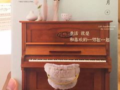 -新华里咖啡书吧(新华书店小寨店)