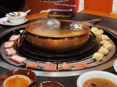 -阿山卓·野生菌火锅·纳西火塘烤肉