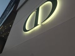 -Dior迪奥(上海世茂广场店)