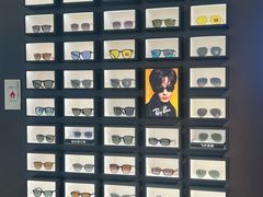 -LensCrafters亮视点·OAKLEY精选(静安嘉里中心店)