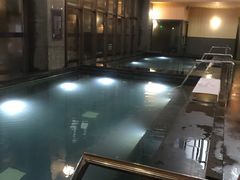 -嘉佑温泉水世界