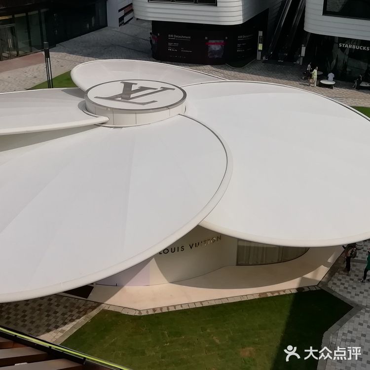 前滩太古里LV独占鳌头