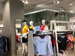 -H&M(鹏欣水游城店)