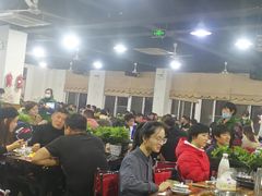 大堂-皖北巫氏三胖地锅鸡(长淮总店)