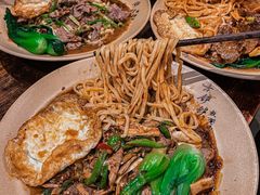 -方铲铲·成都板凳面(滨江银泰店)