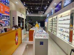 -诺柯视眼镜-蔡司依视路官方工厂店(淞南一店)
