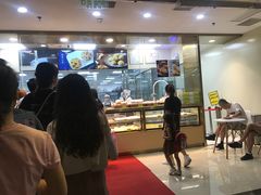 -鲍师傅糕点(百盛西南商都店)