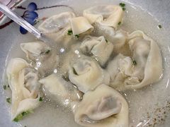 -侬佳蒸菜馆(听潮店)