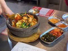 -哈哈碳都·牛肋条无限自助烤肉(台江万达店)