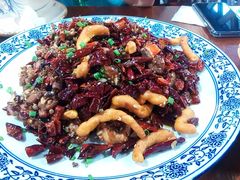 -黄桷树曹家私房菜(江与城店)