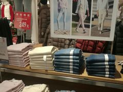 -优衣库(哈尔滨中央大街店)
