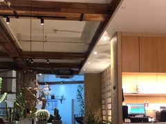 -蜜桃餐厅·伴山(湖滨商业街店)