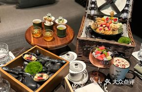 Chunyi Rongrong Two-Person Afternoon Tea
