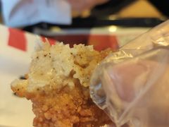 -肯德基(南京站A2检票口楼上)