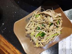 -宽板凳老灶火锅(簋街店)