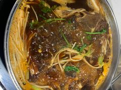 -运气牛自助酱大骨火锅(南京东路店)