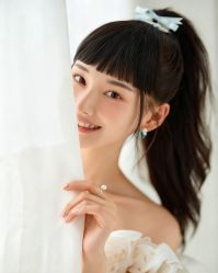-喜爱高定婚纱摄影