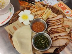 -小小集渔·泰式大排档(太古里香槟店)
