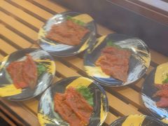 -牛YO寿喜烧·铁板烧和牛火锅自助(市府恒隆店)