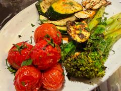 -LESCEDARS Brasserie Bistro香柏树