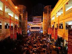 -海口骑楼小吃街